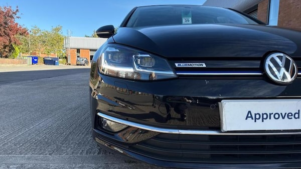 Used Volkswagen Golf 2020 for sale - 76302630: Photo 10