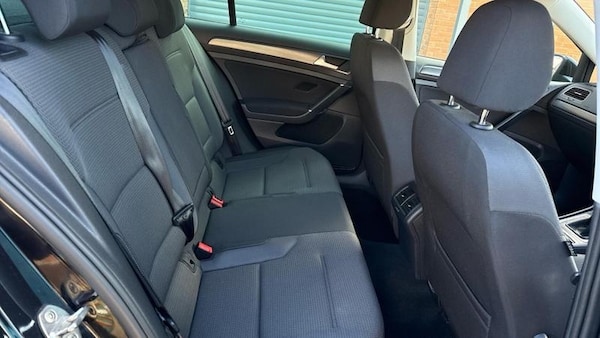 Used Volkswagen Golf 2020 for sale - 76302630: Photo 31