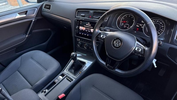 Used Volkswagen Golf 2020 for sale - 76302630: Photo 6