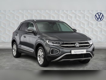 Used Volkswagen T-Roc 2023 for sale - 78873666: Photo