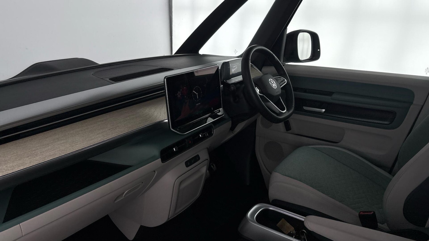 Used Volkswagen ID.Buzz 2025 for sale - 77602184: Photo 2