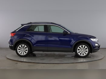 Used Volkswagen T-Roc 2019 for sale - 78804536: Photo