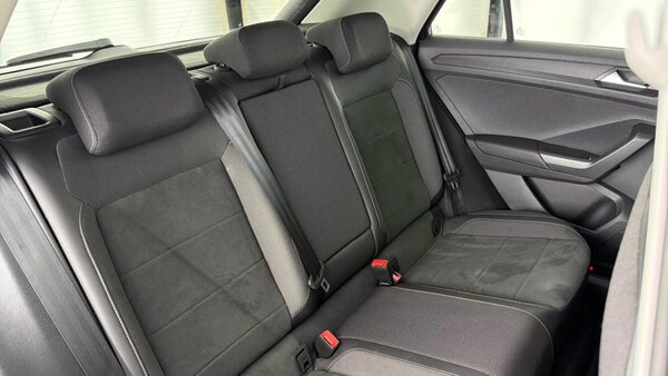 Used Volkswagen T-Roc 2023 for sale - 76097278: Photo 28