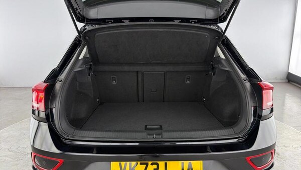 Used Volkswagen T-Roc 2023 for sale - 76097278: Photo 33