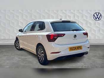 Used Volkswagen Polo 2024 for sale - 79025182: Photo