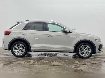 Used Volkswagen T-Roc 2025 for sale - 77906777: Photo