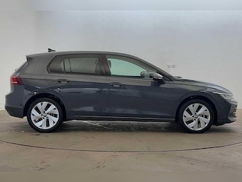 Used Volkswagen Golf 2024 for sale - 76290333: Photo 4
