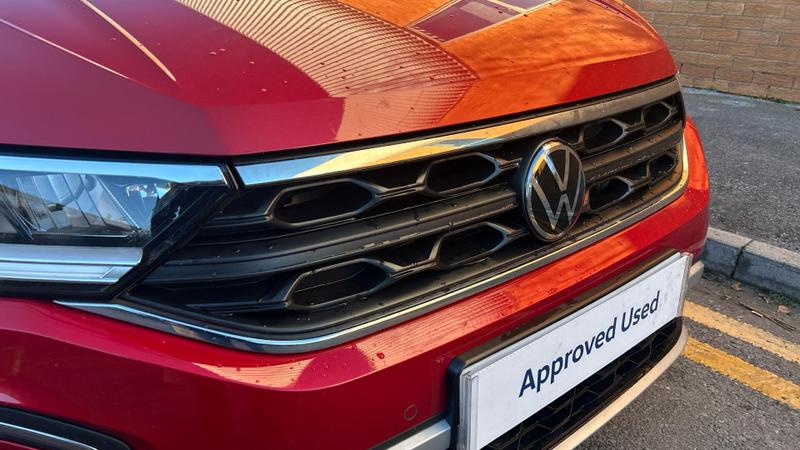 Used Volkswagen T-Roc 2023 for sale - 77088186: Photo 10