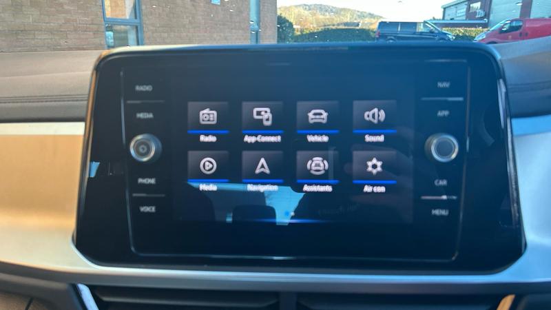 Used Volkswagen T-Roc 2023 for sale - 77088186: Photo 26