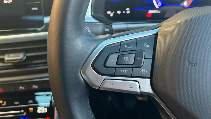 Used Volkswagen T-Roc 2023 for sale - 77088186: Photo 27