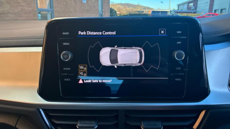 Used Volkswagen T-Roc 2023 for sale - 77088186: Photo 31