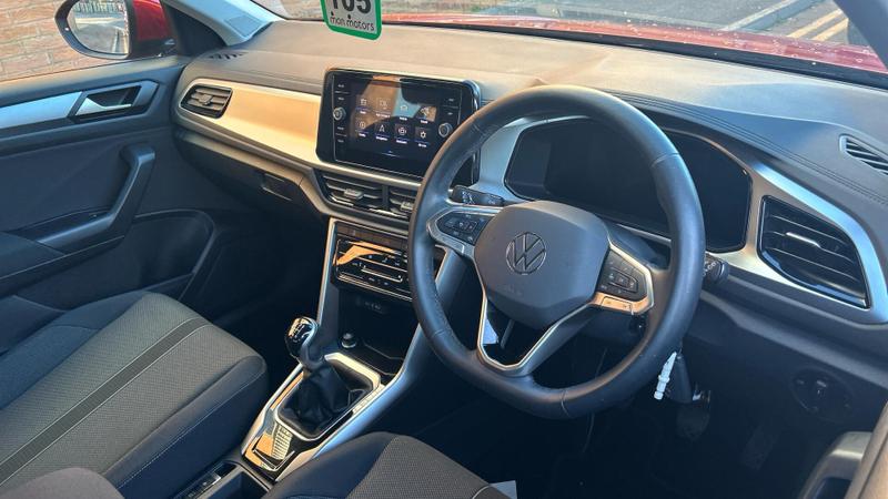 Used Volkswagen T-Roc 2023 for sale - 77088186: Photo 6