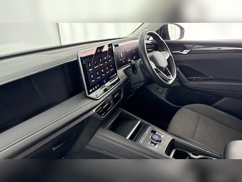 Used Volkswagen Tiguan 2024 for sale - 77602213: Photo