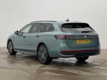 Used Volkswagen Passat 2025 for sale - 79448219: Photo