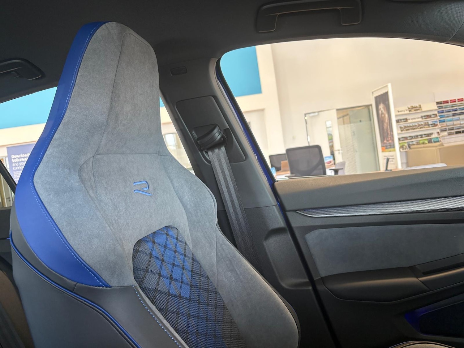 Used Volkswagen Golf for sale - 78202235: Photo 24