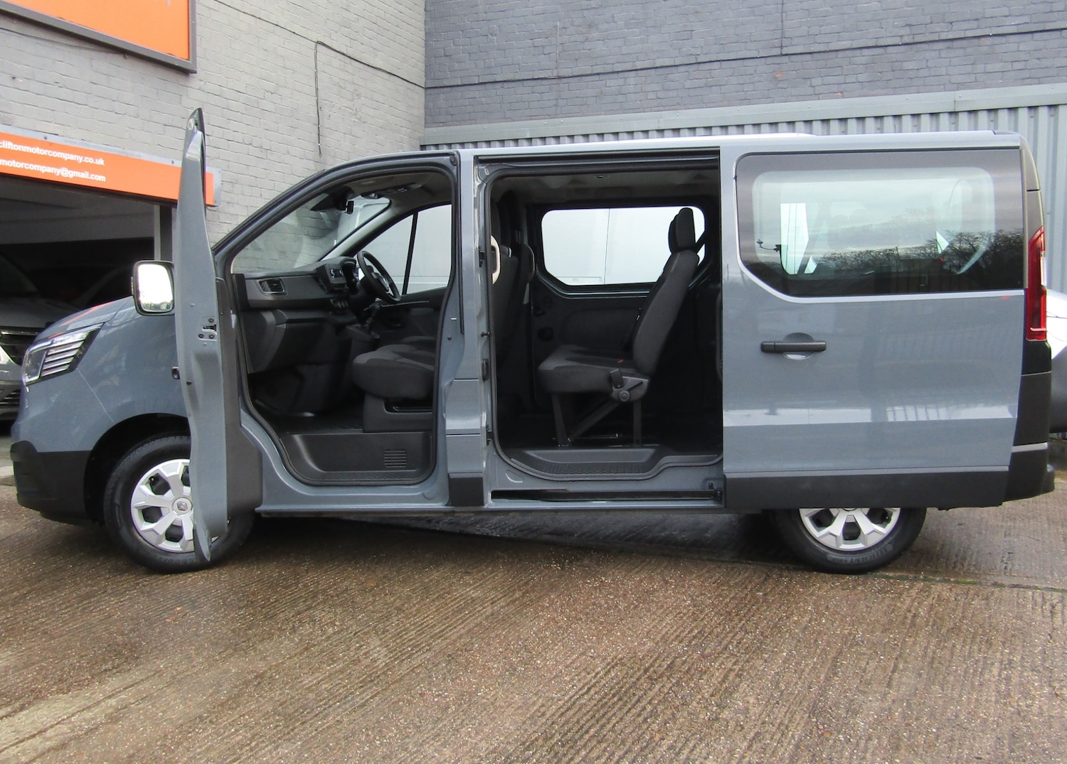 Used Renault Trafic 2023 for sale - 76707611: Photo 14