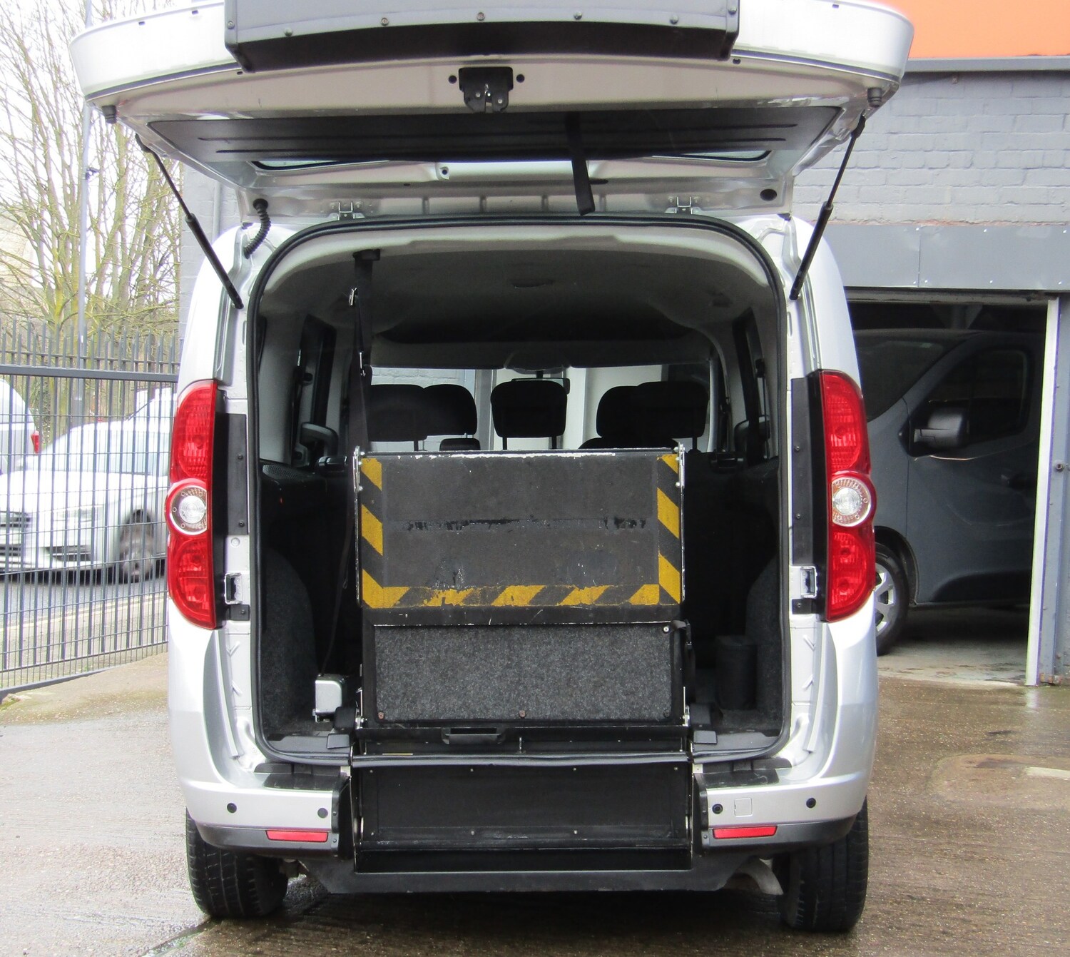 Used Vauxhall Combo 2018 for sale - 77864750: Photo 14