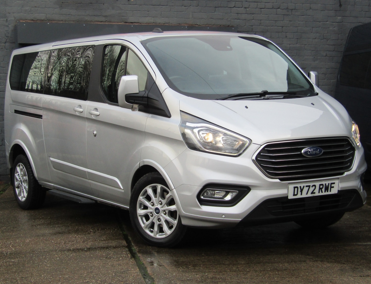 Used Ford Tourneo Custom 2022 for sale - 77589808: Photo 1