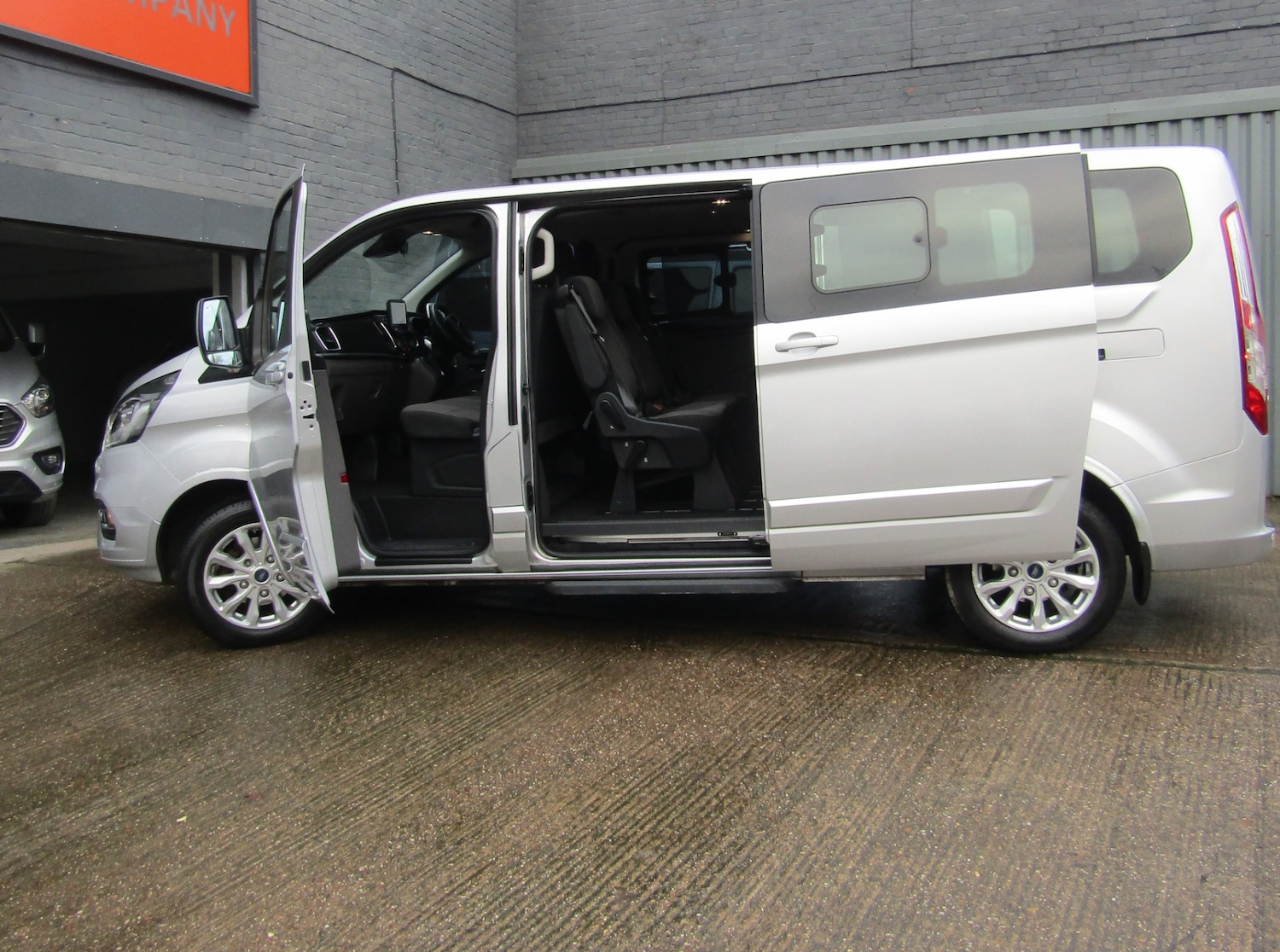 Used Ford Tourneo Custom 2022 for sale - 77589808: Photo 13