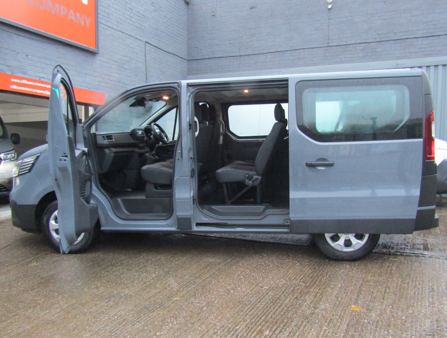 Used Renault Trafic 2023 for sale - 76507333: Photo 12