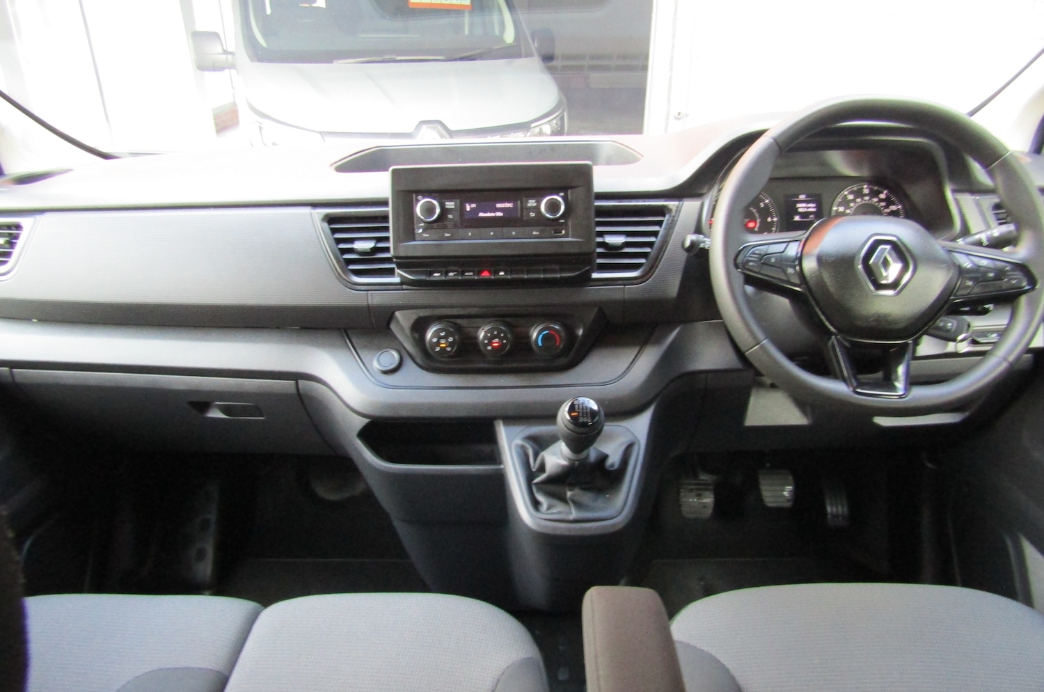 Used Renault Trafic 2024 for sale - 76330842: Photo 16