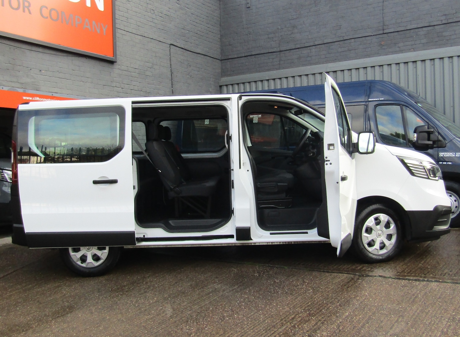 Used Renault Trafic 2024 for sale - 76330842: Photo 7
