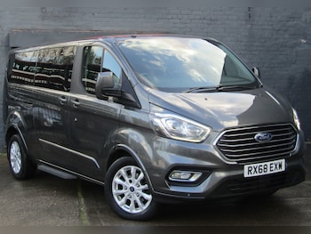 Used Ford Tourneo Custom 2019 for sale - 78323369: Photo