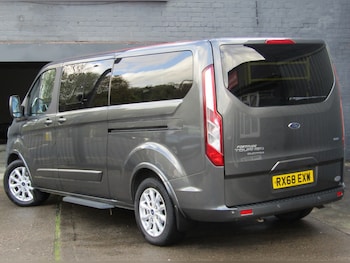 Used Ford Tourneo Custom 2019 for sale - 78323369: Photo