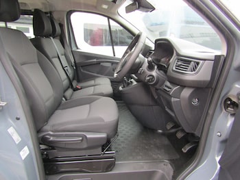 Used Renault Trafic 2023 for sale - 75760932: Photo