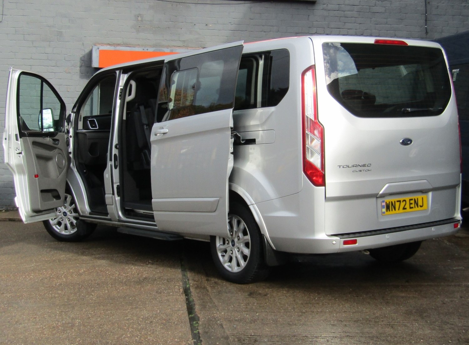 Used Ford Tourneo Custom 2022 for sale - 76383168: Photo 12