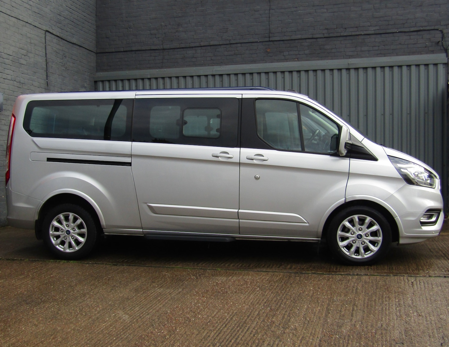 Used Ford Tourneo Custom 2022 for sale - 76383168: Photo 7