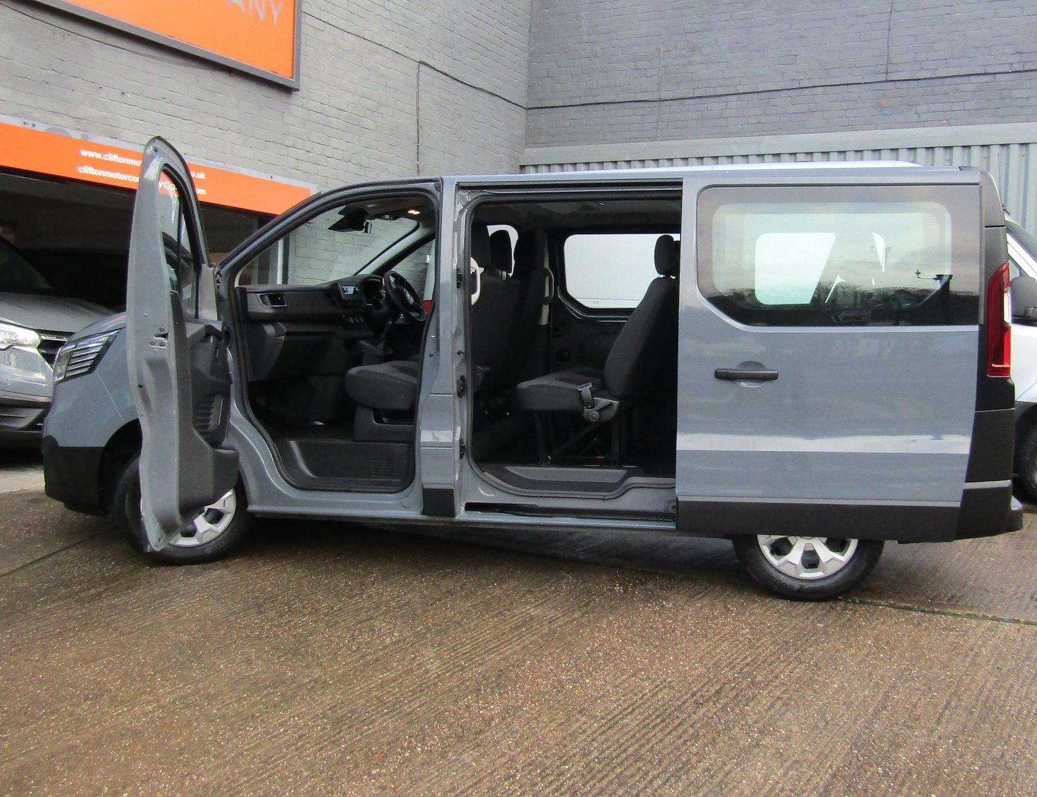 Used Renault Trafic 2024 for sale - 76736354: Photo 12