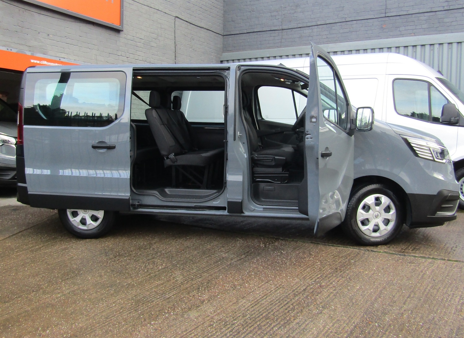 Used Renault Trafic 2024 for sale - 76736354: Photo 7