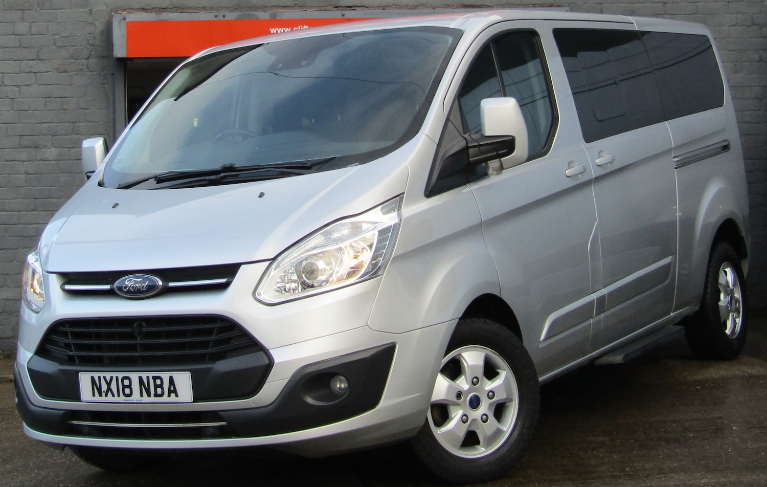 Used Ford Tourneo Custom 2018 for sale - 76791627: Photo 10