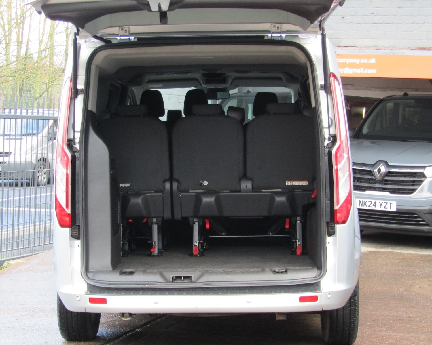 Used Ford Tourneo Custom 2018 for sale - 76791627: Photo 12