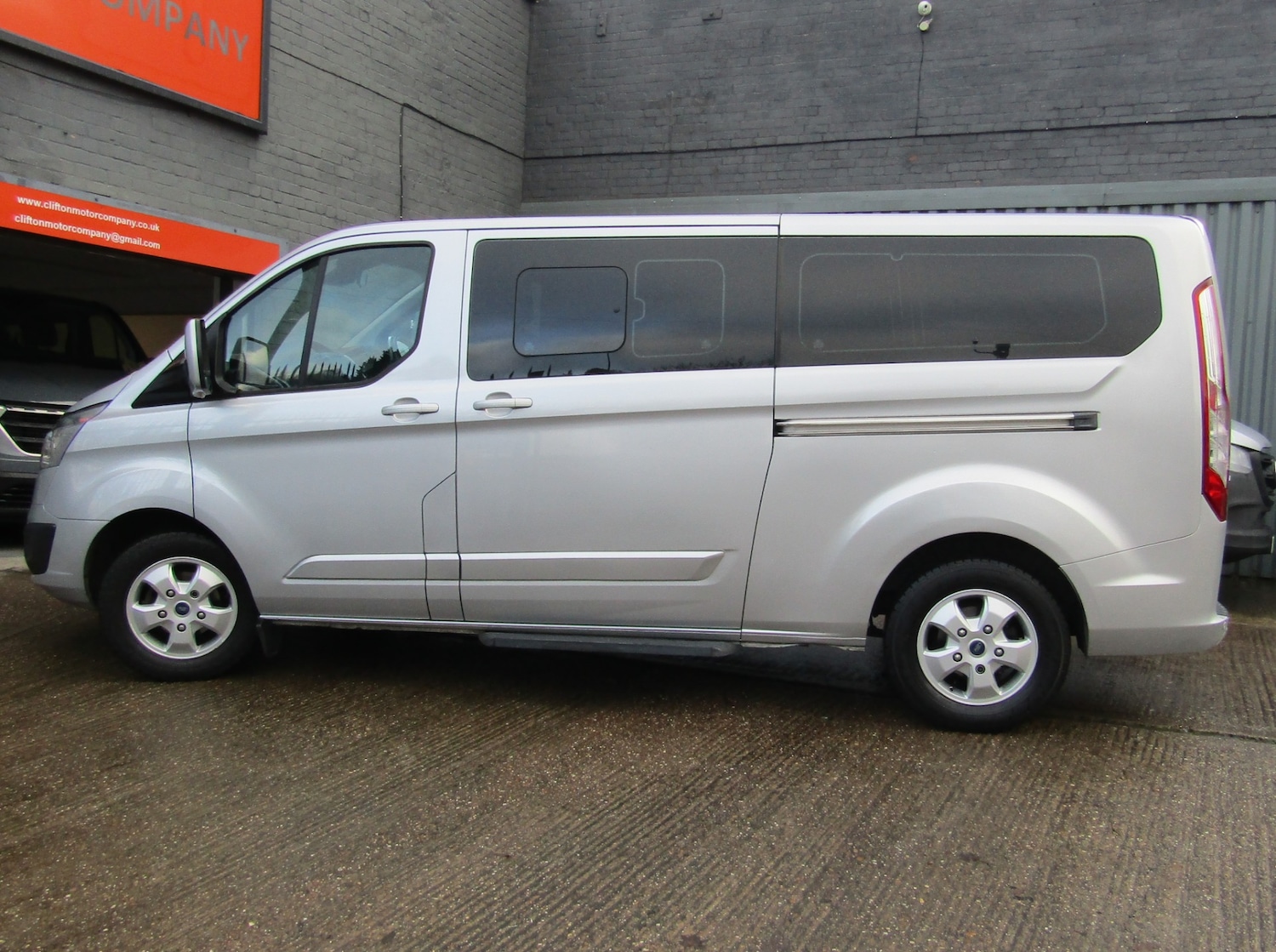 Used Ford Tourneo Custom 2018 for sale - 76791627: Photo 5