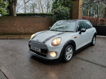 Used MINI Hatch 2015 for sale - 76762471: Photo