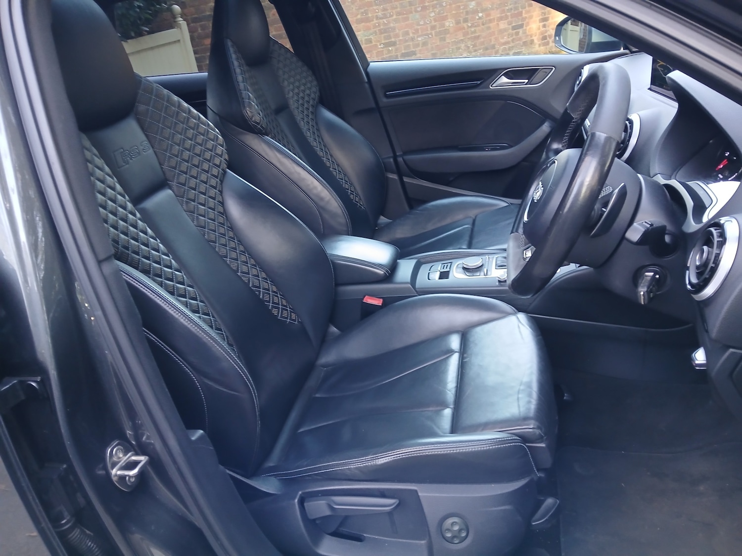 Used Audi RS3 2015 for sale - 76651314: Photo 15