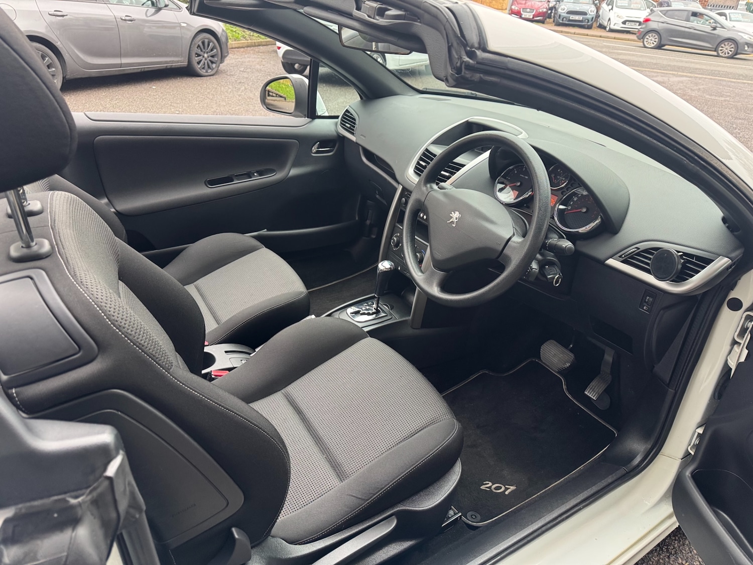 Used Peugeot 207 2012 for sale - 77830317: Photo 11