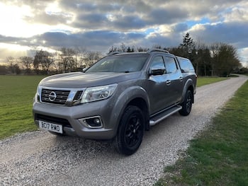 Used Nissan Navara 2017 for sale - 79725262: Photo