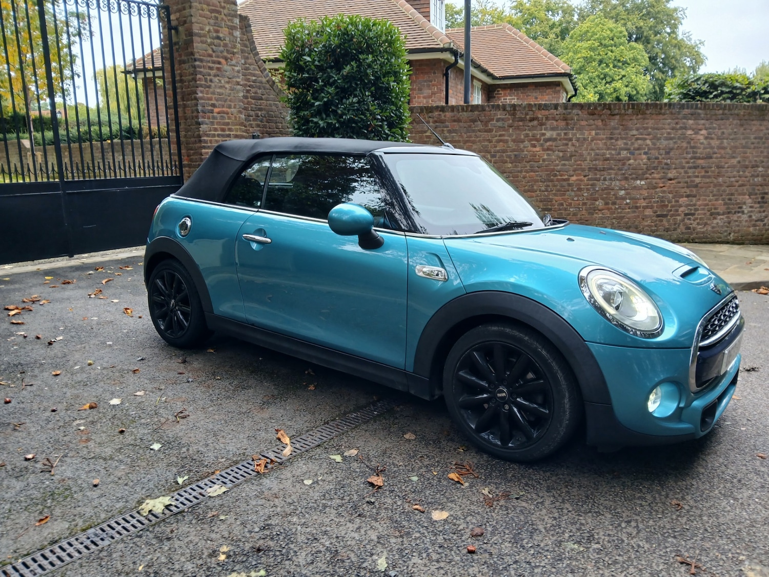 Used MINI Convertible 2017 for sale - 76547615: Photo 22