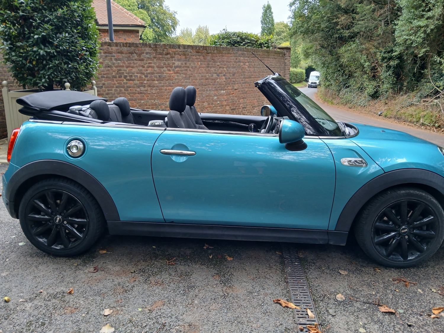 Used MINI Convertible 2017 for sale - 76547615: Photo 26