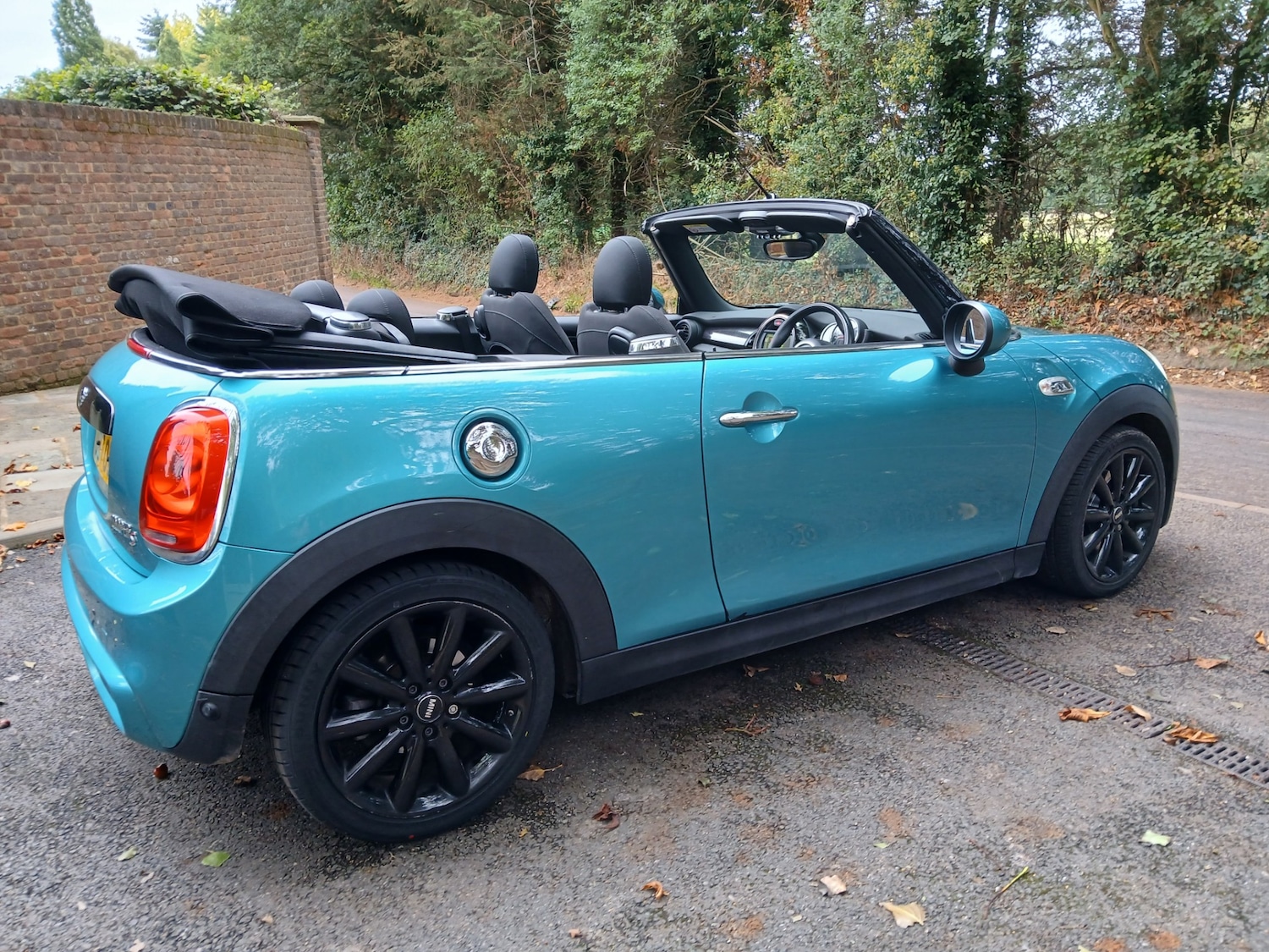 Used MINI Convertible 2017 for sale - 76547615: Photo 29