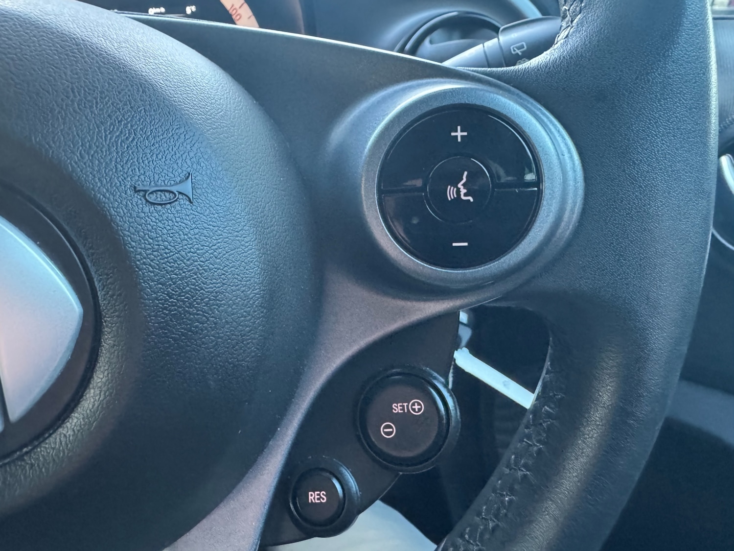 Used smart fortwo 2016 for sale - 77055696: Photo 31