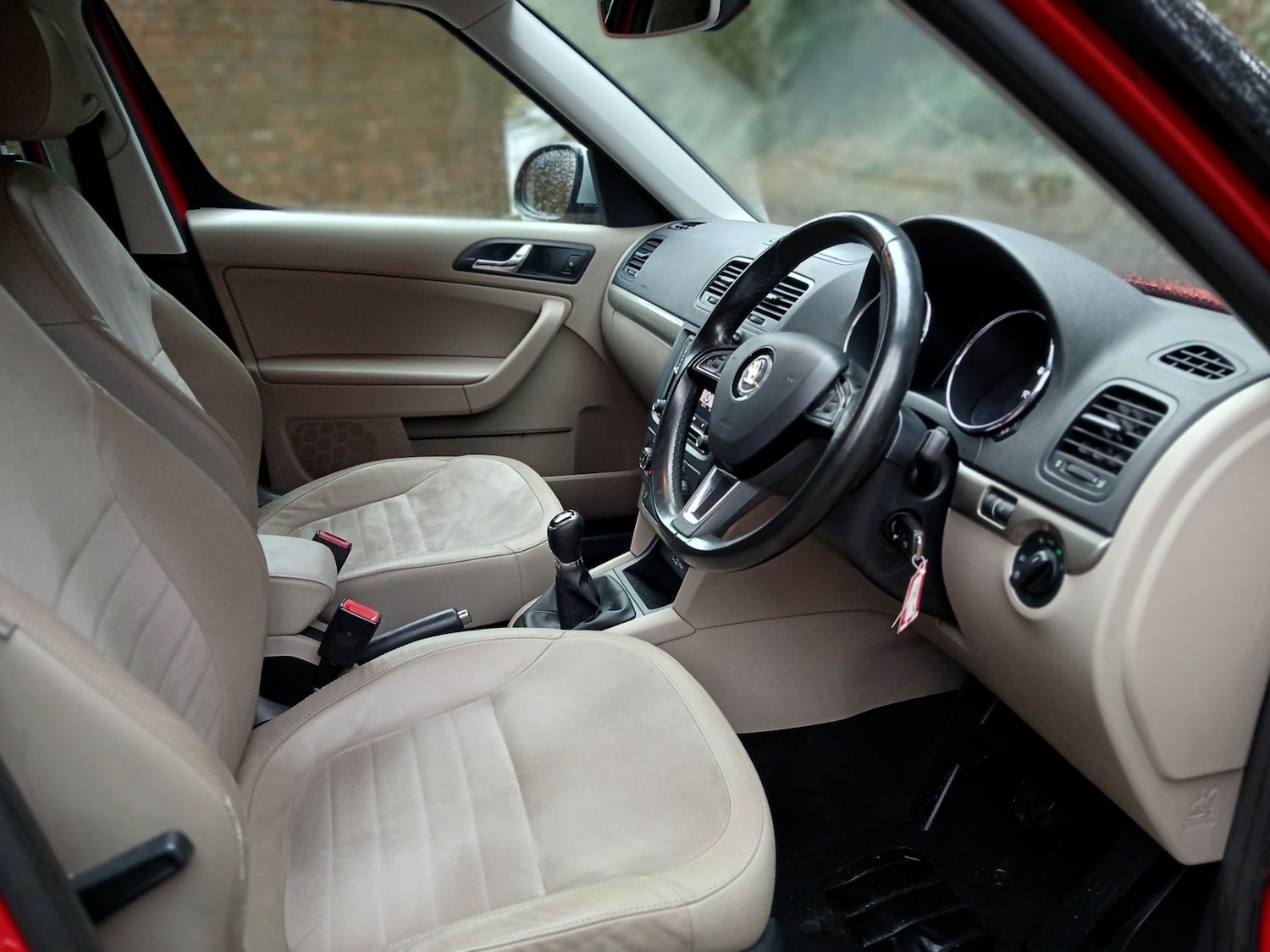 Used Skoda Yeti 2016 for sale - 76777436: Photo 28