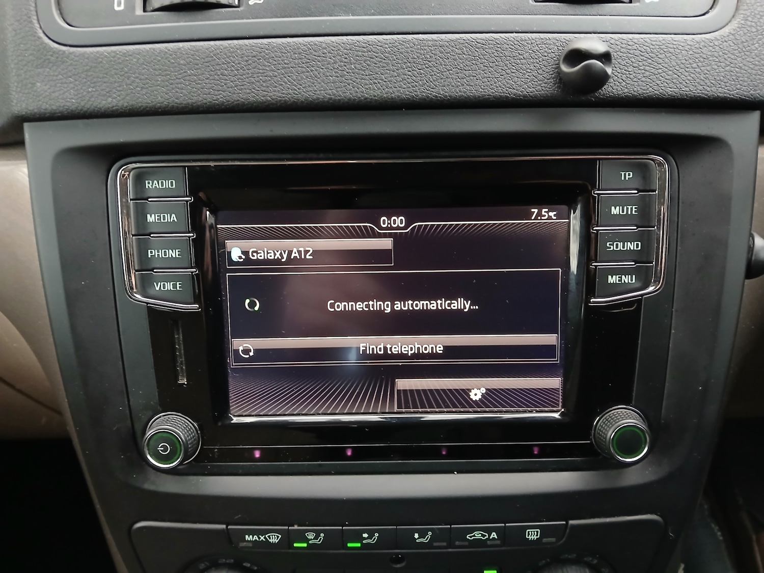 Used Skoda Yeti 2016 for sale - 76777436: Photo 32