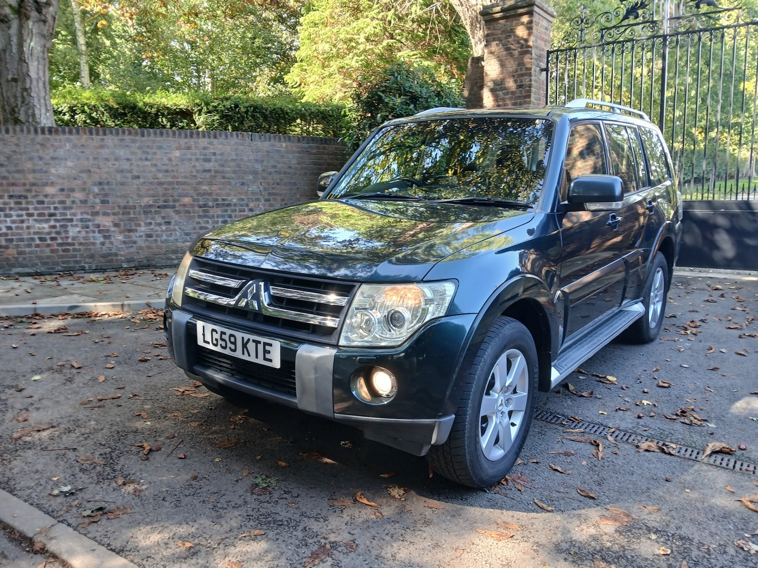 Used Mitsubishi Shogun 2009 for sale - 76547517: Photo 3