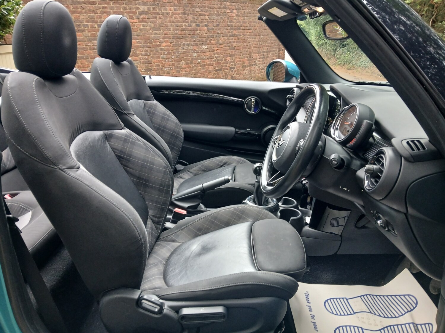 Used MINI Convertible 2017 for sale - 75955660: Photo 17