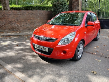 Used Hyundai i20 2011 for sale - 79571550: Photo