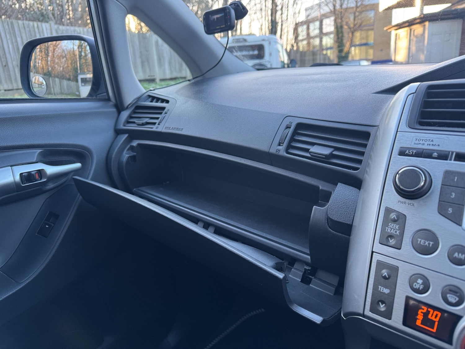 Used Toyota Verso 2011 for sale - 77118789: Photo 38